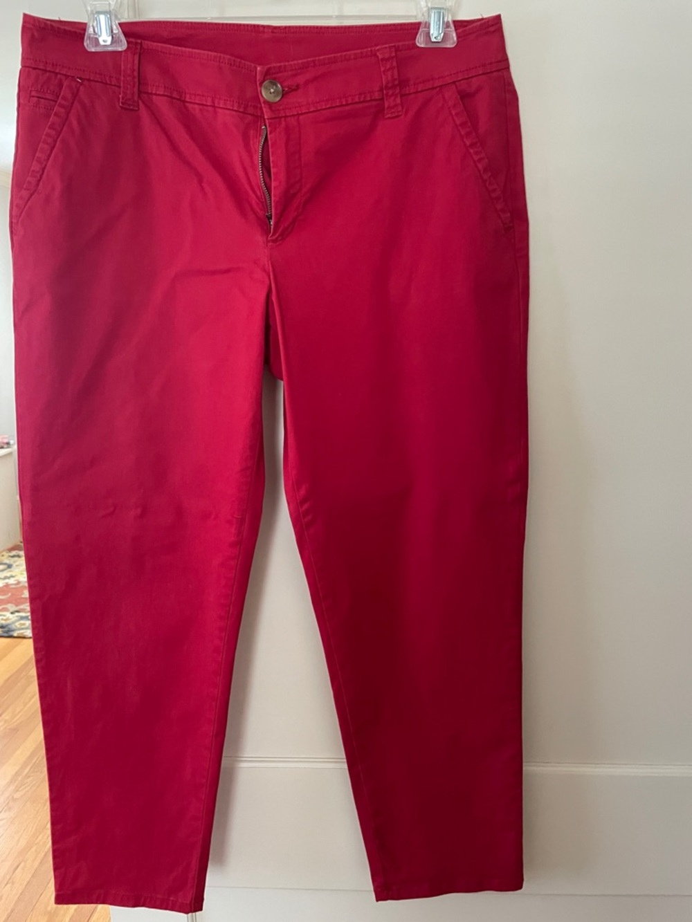 Liz Claiborne Bright Red Ankle Cropped Jeans